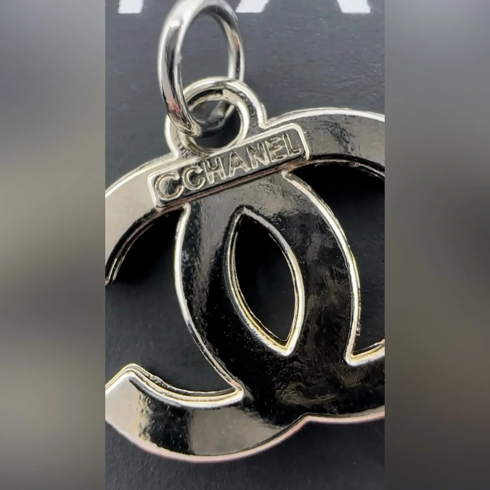 AUTHENTIC CHANEL SILVER TONE CC ZIPPER PULL PENDANT - Picture 5 of 6